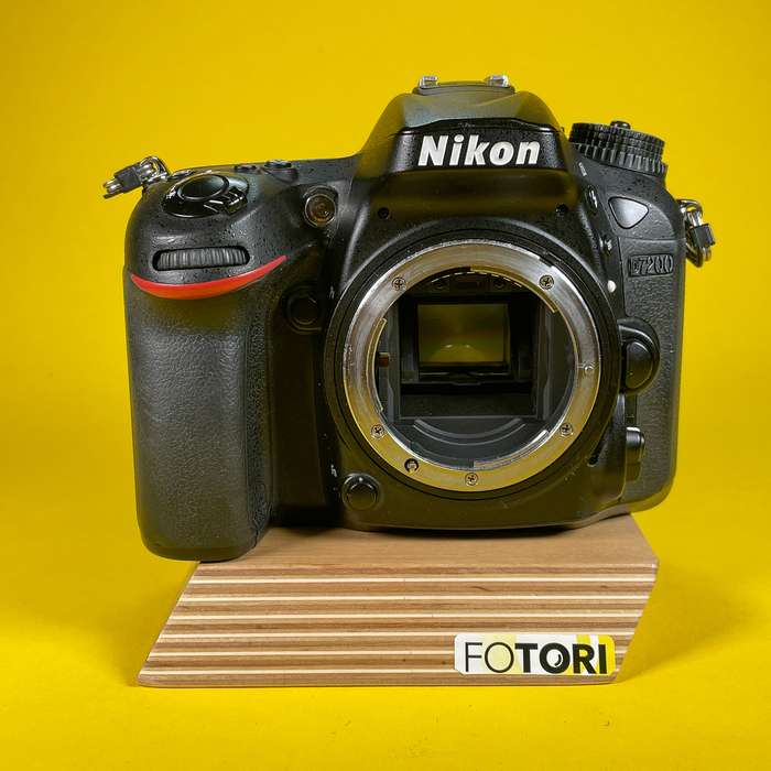 Nikon D7200 | 4337606