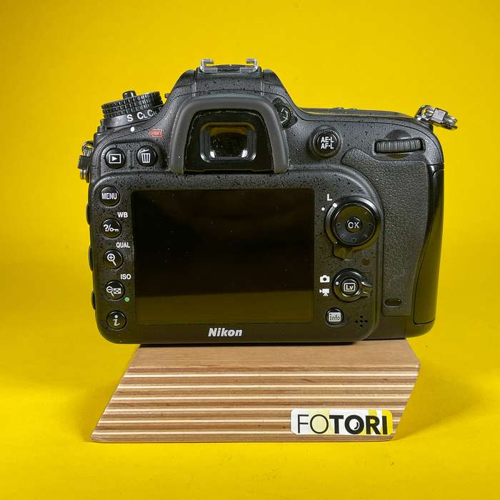 Nikon D7200 | 4337606