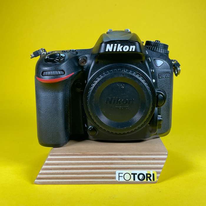 Nikon D7200 | 4337606
