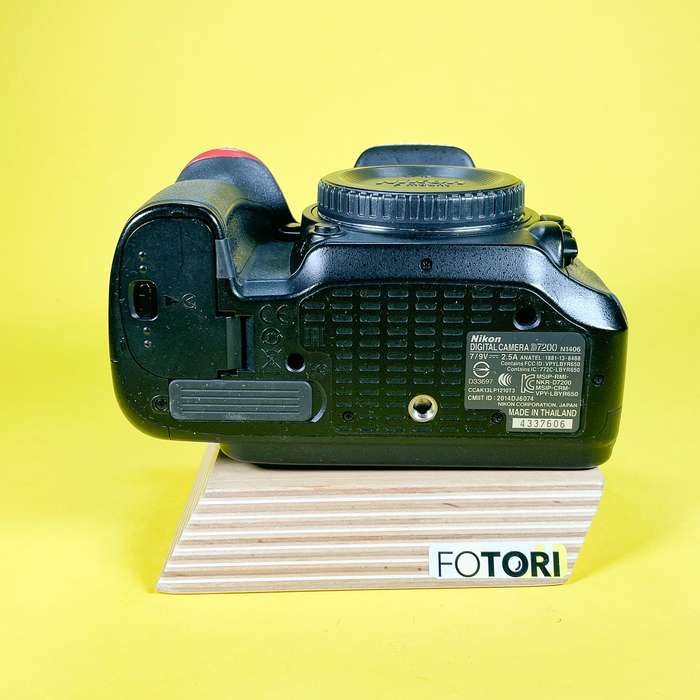 Nikon D7200 | 4337606