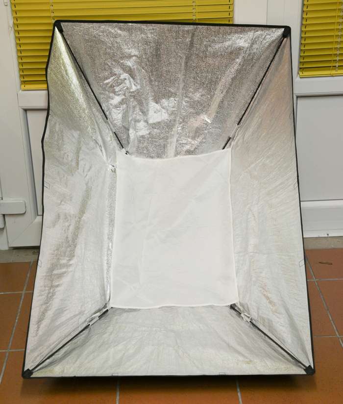 2x Hensel Contra 500 + softboxy, stativy,  odpalovač