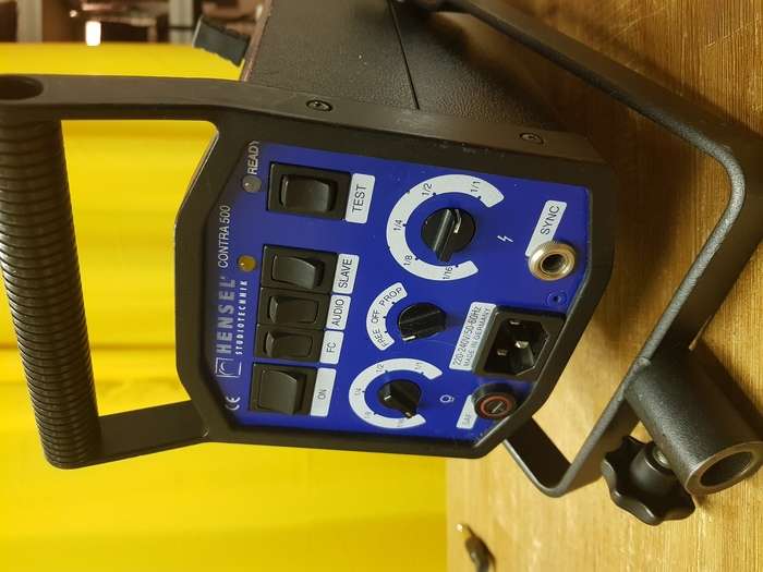 2x Hensel Contra 500 + softboxy, stativy,  odpalovač