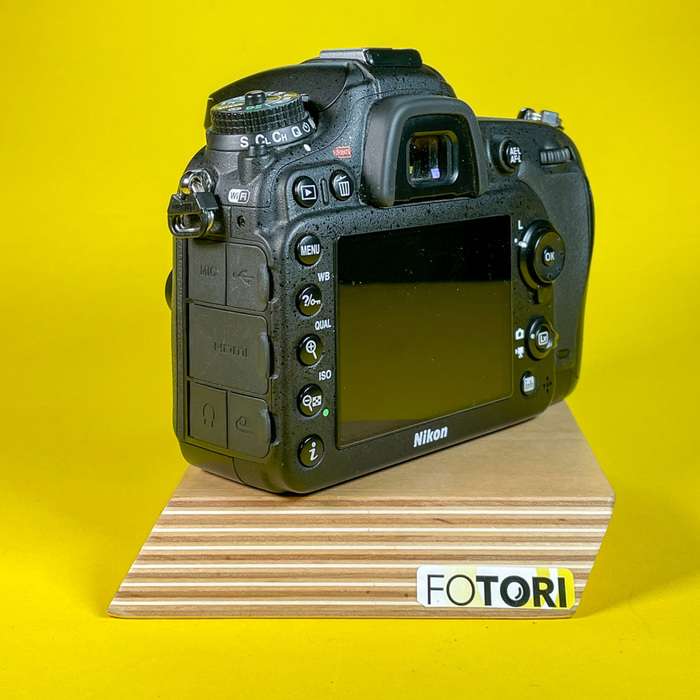 Nikon D7200 | 4312637