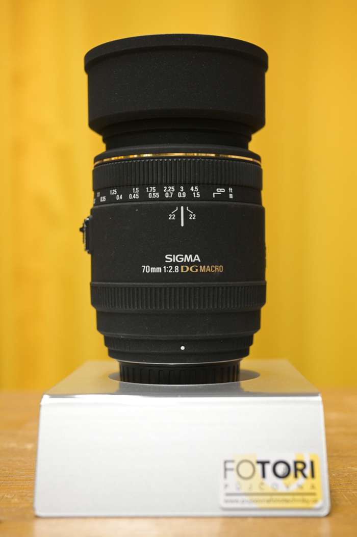 Sigma 70mm f/2,8 EX DG MACRO pro Nikon