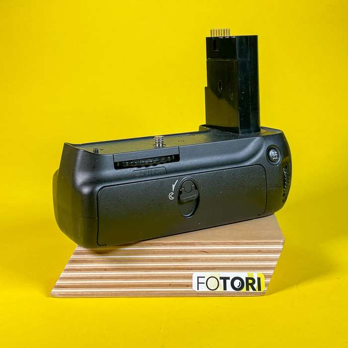 Nikon bateriový grip MB-D80 pro D80, D90