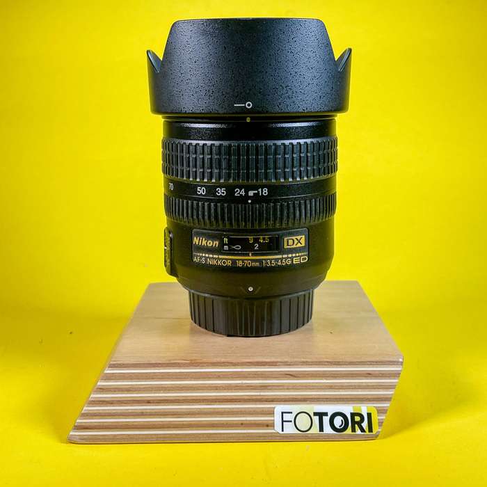 NIkon AF-S 18-70mm f/3.5-4.5 G DX IF-ED | 2316482