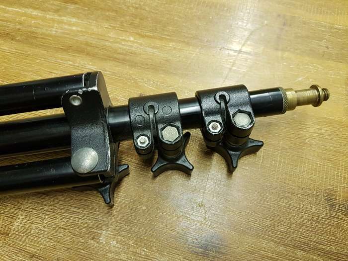 Godox TC 300 + odpalovač + stativ + reflektor