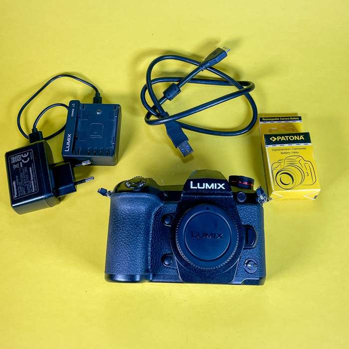 Panasonic Lumix DC-G9 + battery grip DMW-BGG9 | WE8JC002859
