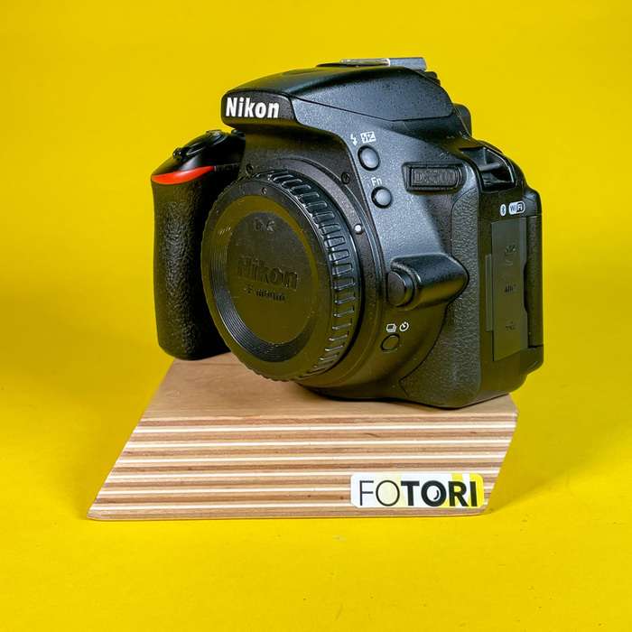 Nikon D5600 | 6243377