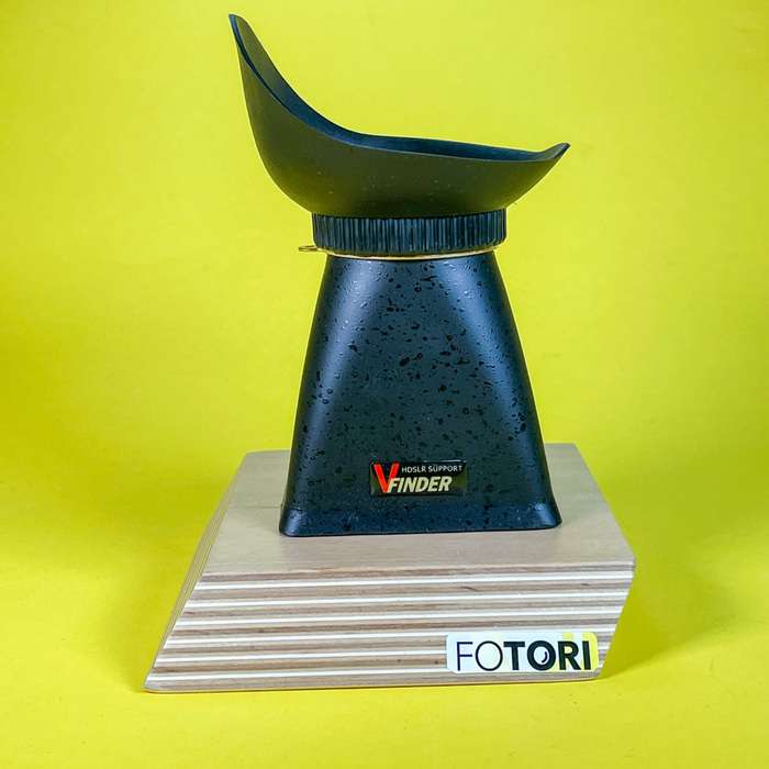 LCD magnetický hledáček