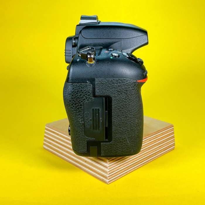 Nikon D750 + 2x SD 32GB| 6216158