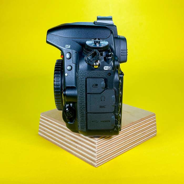 Nikon D750 + 2x SD 32GB| 6216158