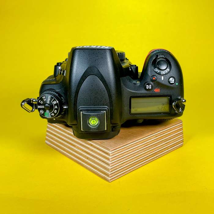 Nikon D750 + 2x SD 32GB| 6216158