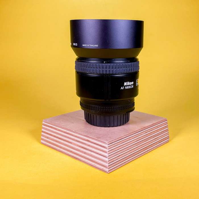 Nikon 85/1.8 D AF | US2011506