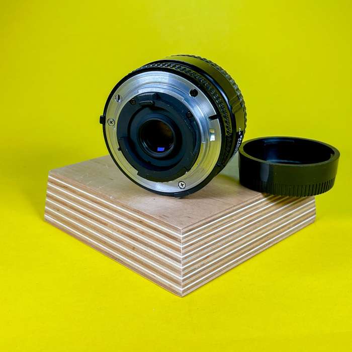 Nikon 28 mm f/2,8 AF NIKKOR D | 409022