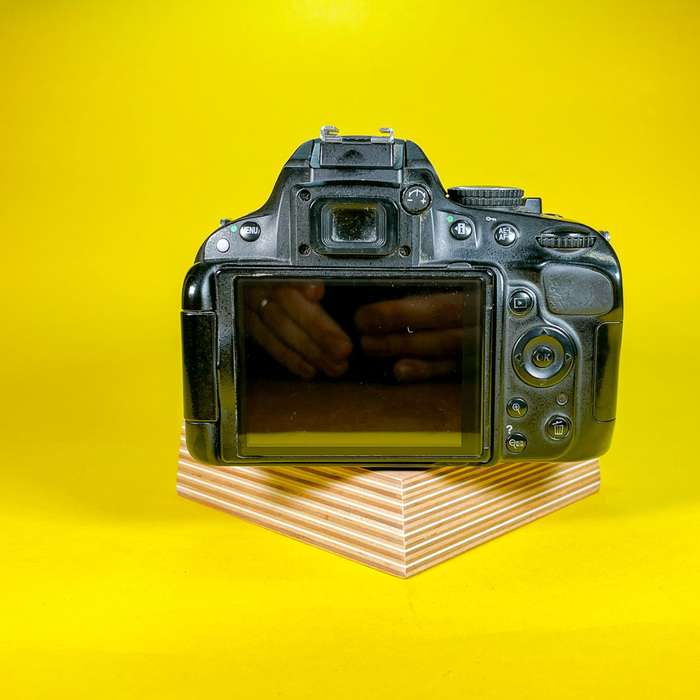 Nikon D5100 + 18-55 VR + Battery grip Meike | 6242656 + 50102542