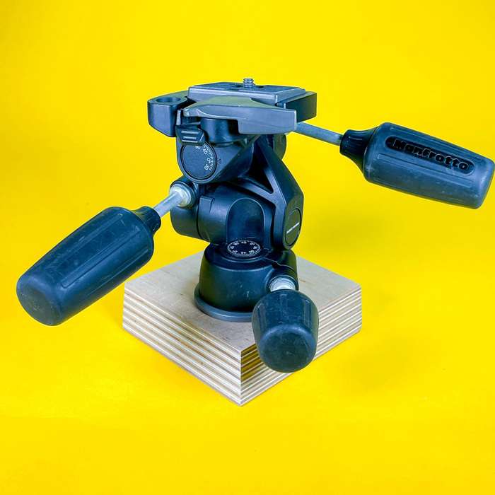 Manfrotto MT 190X4 + Manfrotto 804RC2 | set s třícestnou hlavou