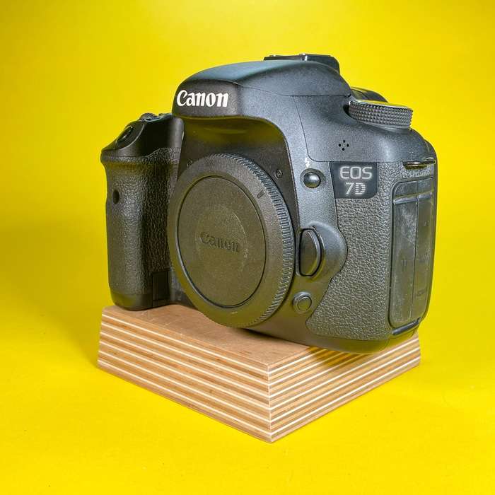 Canon EOS 7D | 0280214453