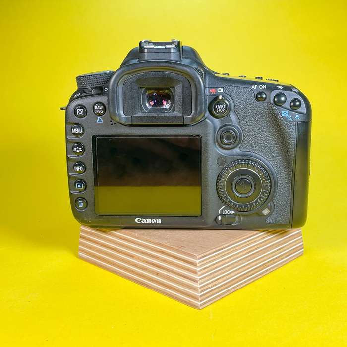 Canon EOS 7D | 0280214453