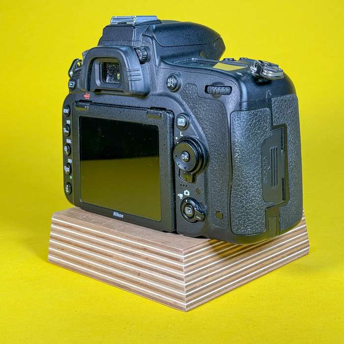 Nikon D750 + náhradní baterie  | 6201778