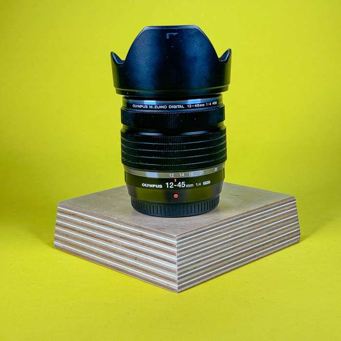 Olympus M.ZUIKO ED 12-45 mm f/4 PRO | 34CA03199