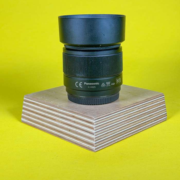 PANASONIC 25 mm f/1,7 | XB1HF201542