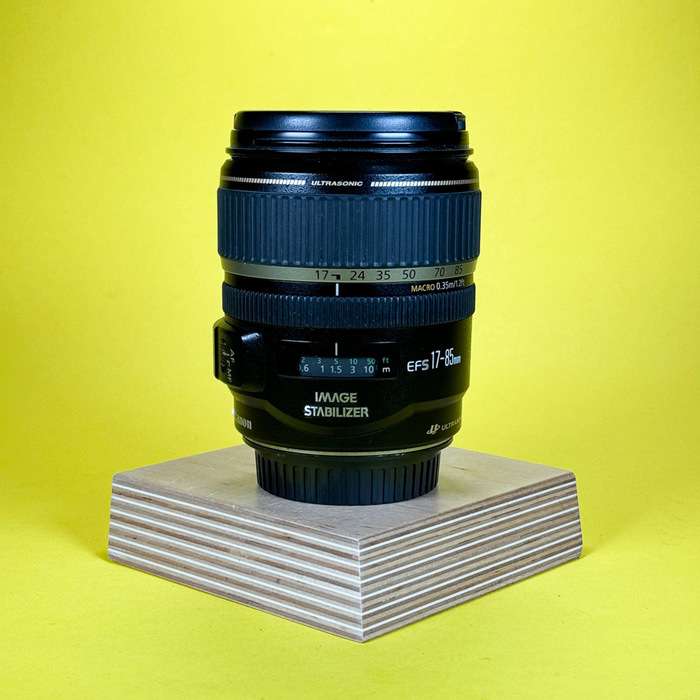 Canon EF-S 17-85mm f/4-5.6 IS USM | 40113312