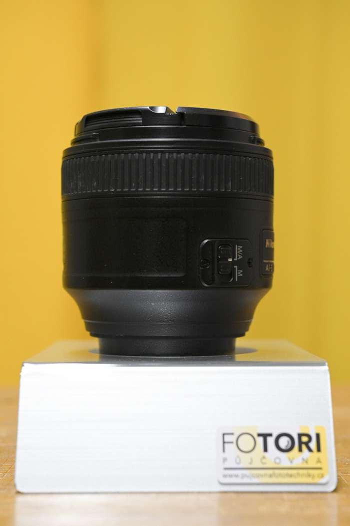 Nikon AF-S Nikkor 85 mm f/1,8G | 244551 + UV filtr