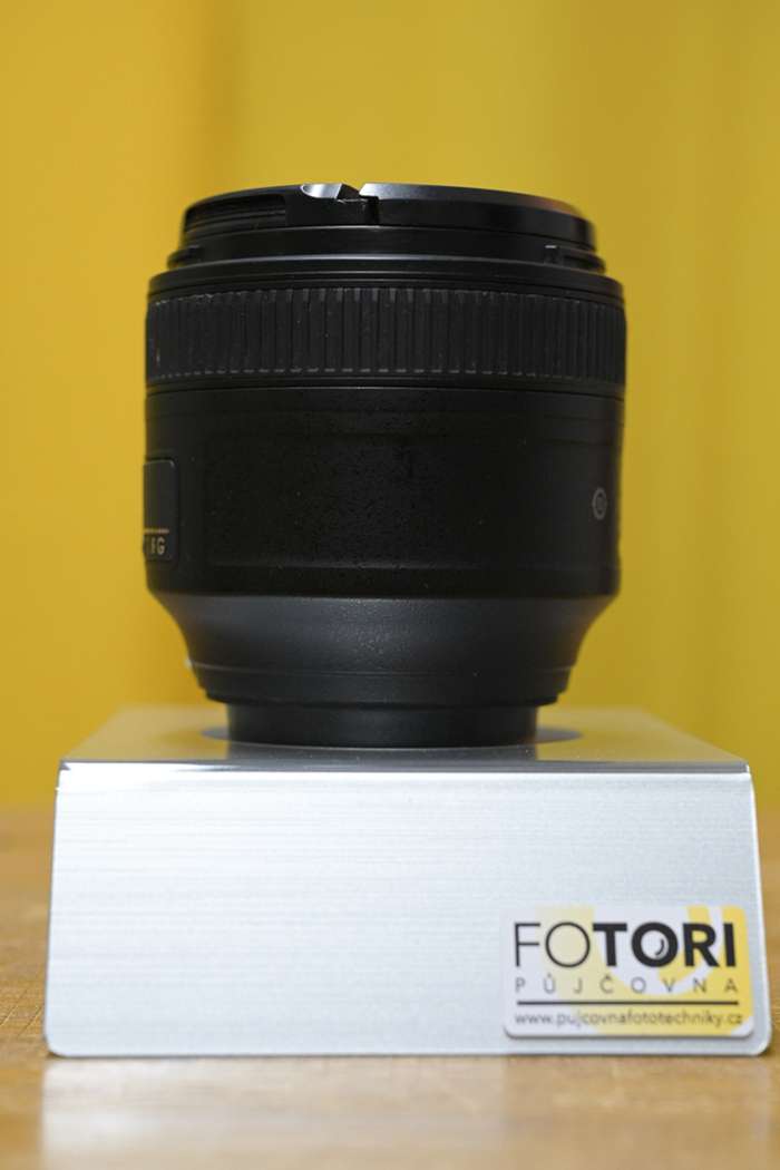 Nikon AF-S Nikkor 85 mm f/1,8G | 244551 + UV filtr