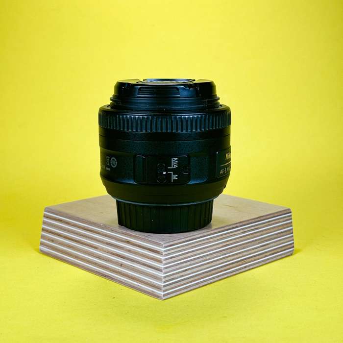 Nikon 35 mm f/1.8 AF-S Nikkor G DX | 3594171