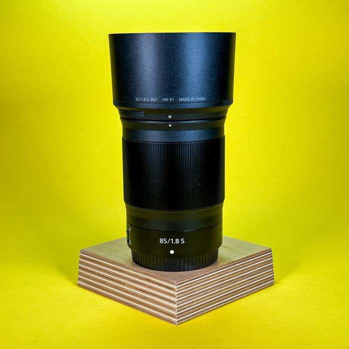 Nikon Z 85 mm f/1.8 S | 20027000