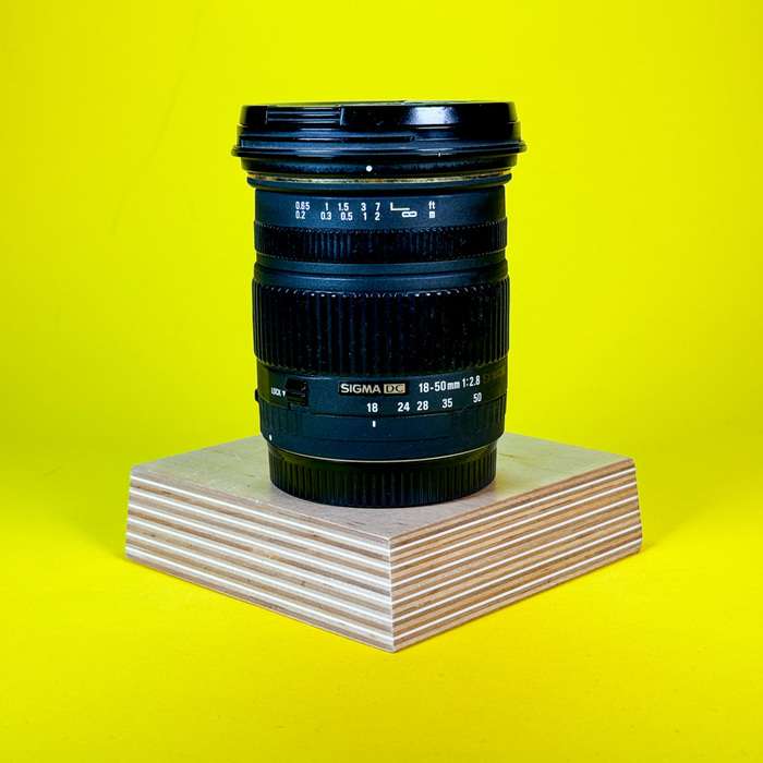 Sigma 18-50 mm F2,8 EX DC Macro pro Canon | 1006414