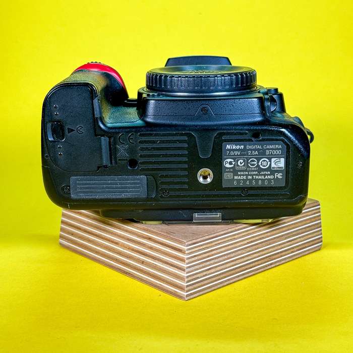 Nikon D7000 | 6245803