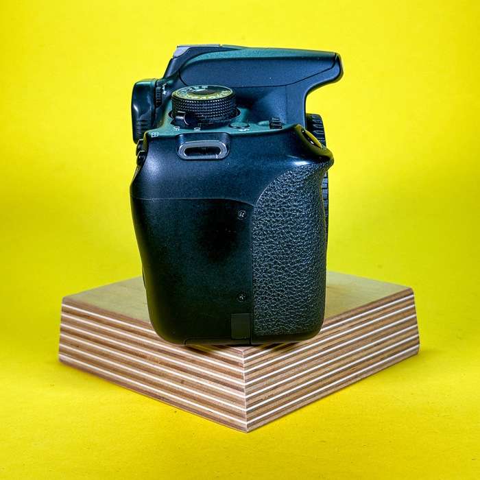 Canon EOS 1200 | 193073009544