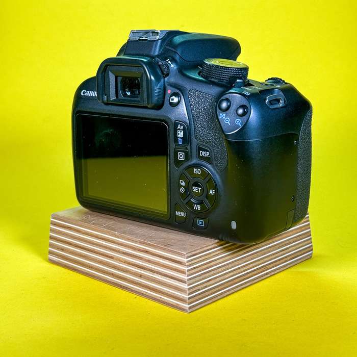 Canon EOS 1200 | 193073009544