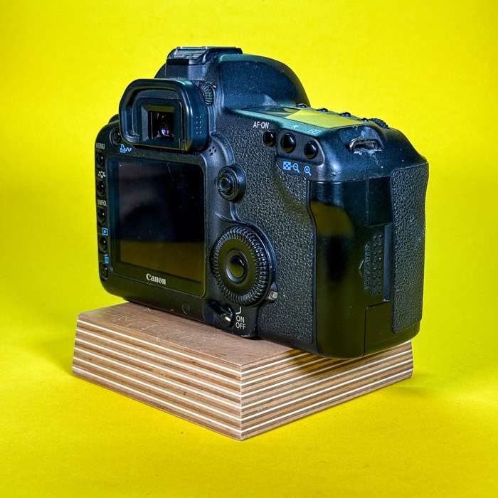 Canon EOS 5D Mark II | 2931501795