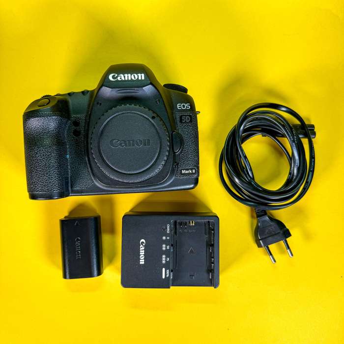 Canon EOS 5D Mark II | 2931501795