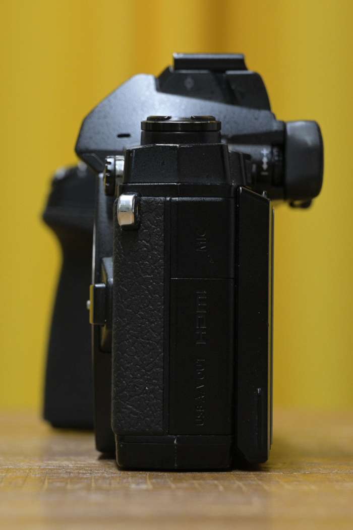 Olympus OM-D E-M1 + Grip + 2x náhradní baterie + duální USB nabíječka