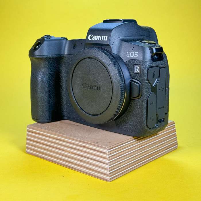 Canon EOS R | 373022000447