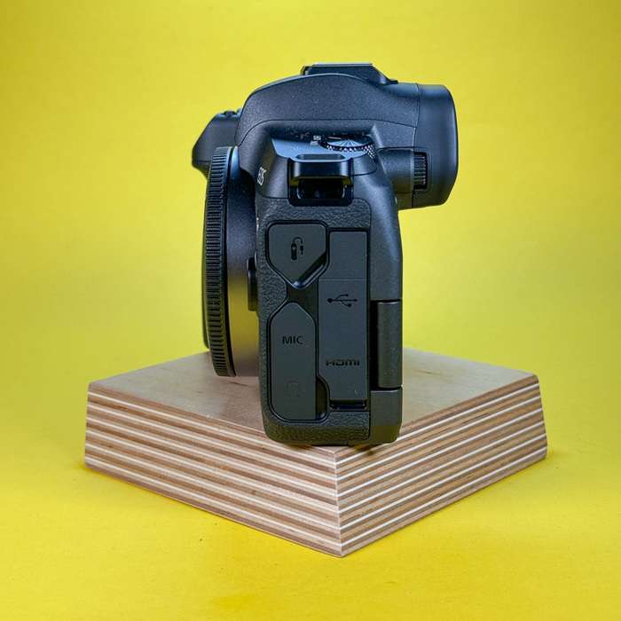 Canon EOS R | 373022000447