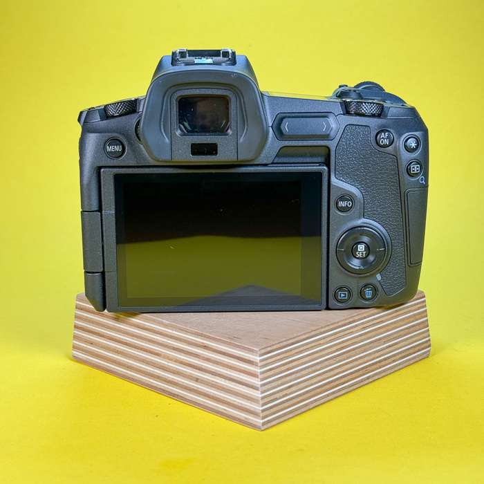 Canon EOS R | 373022000447