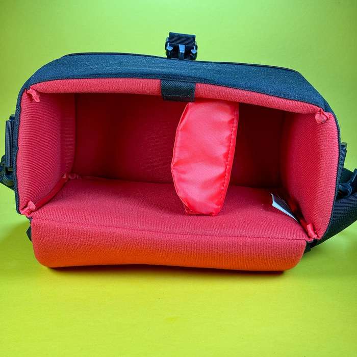 Canon EOS 2000D + 18-55mm | 563076018296