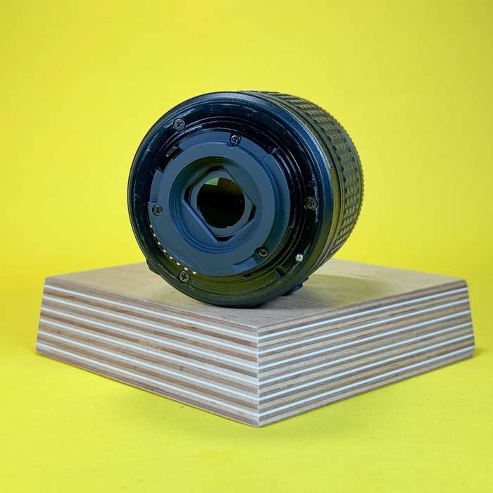 Nikon 18-55 mm f/3.5-5.6 G AF-P DX VR | 23107950