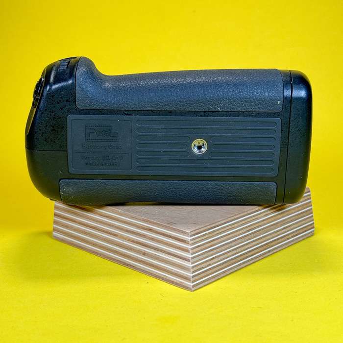 Pixel BatteryGrip MB-D17 pro Nikon D500