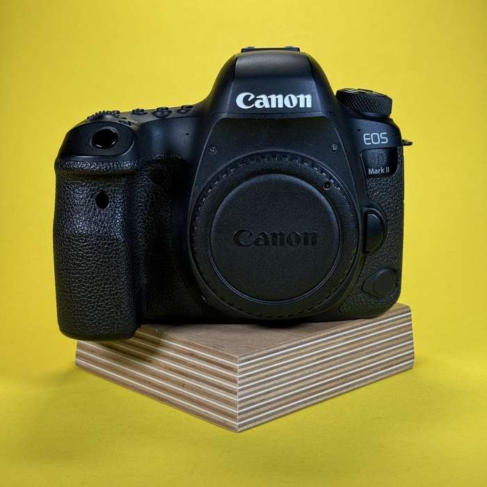 Canon EOS 6D mark II | 053051005666