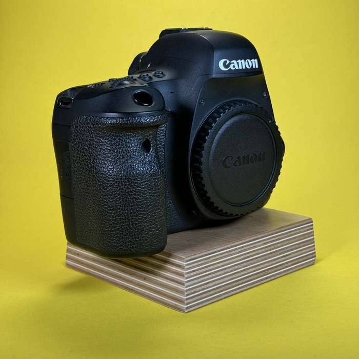 Canon EOS 6D mark II | 053051005666