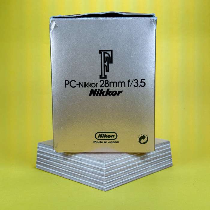 Nikon PC-Nikkor 28mm f/3.5 | 212955