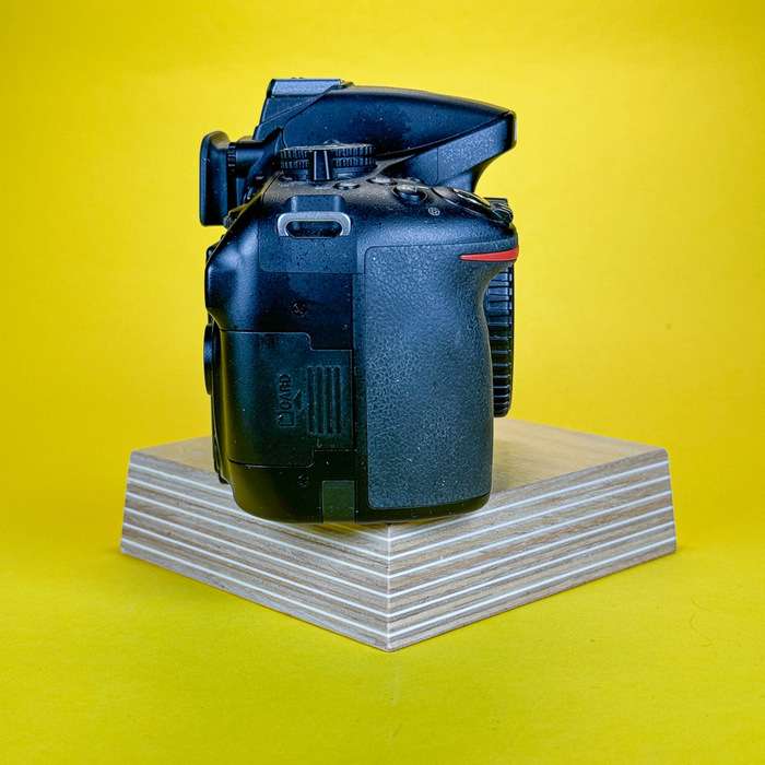 Nikon D5200 | 4640843