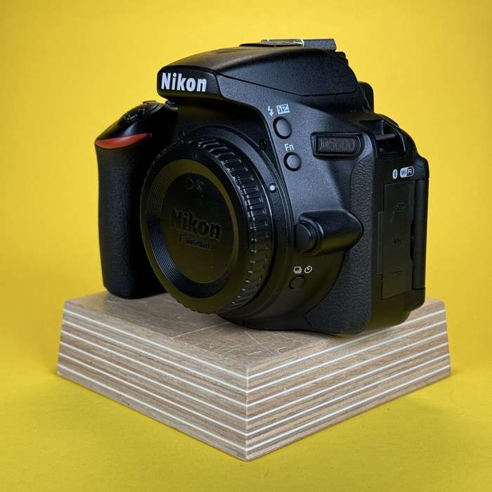 Nikon D5600 | 6195298