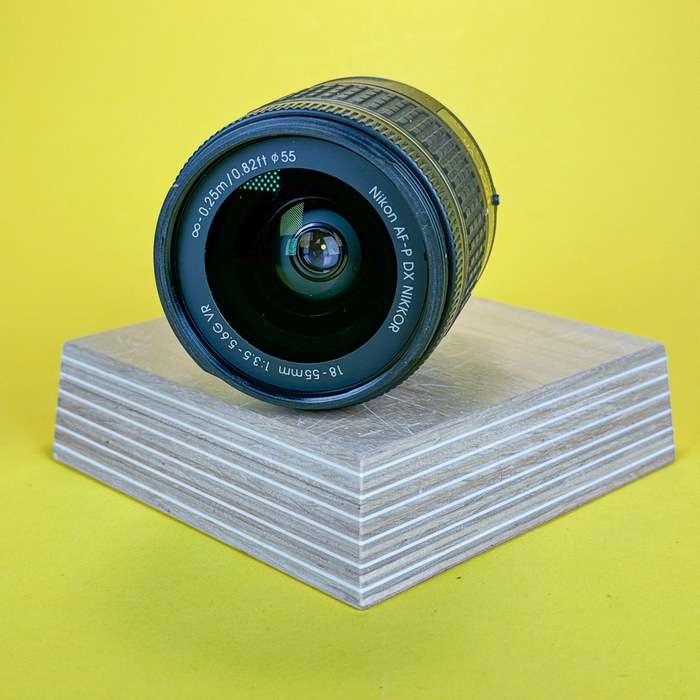 Nikon 18-55mm f/3.5-5.6G AF-P DX VR | 20394563